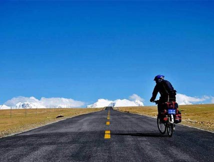 16 Days Lhasa to Everest Base Camp Cycling Tour