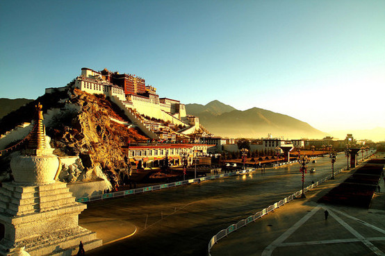 Potala, Lhasa, Culture,