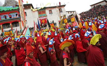 Tibeta Bon religion, region in Tibet, tibet buddhism 